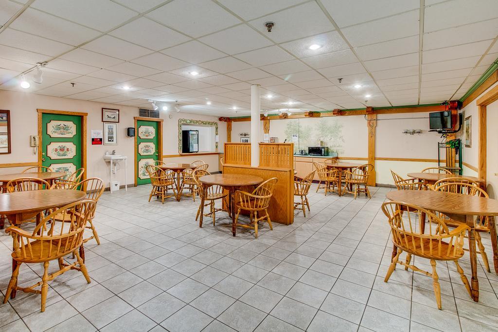罗克福德 罗德威旅馆酒店 外观 照片